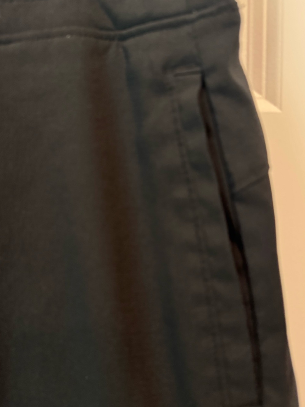 Columbia Women's Hiking Golf 19" Skort - Size Large - Black - Picture 2 of 10